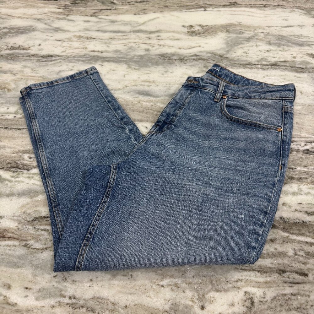 On 34th Straight Leg Women's Jean Size 14W